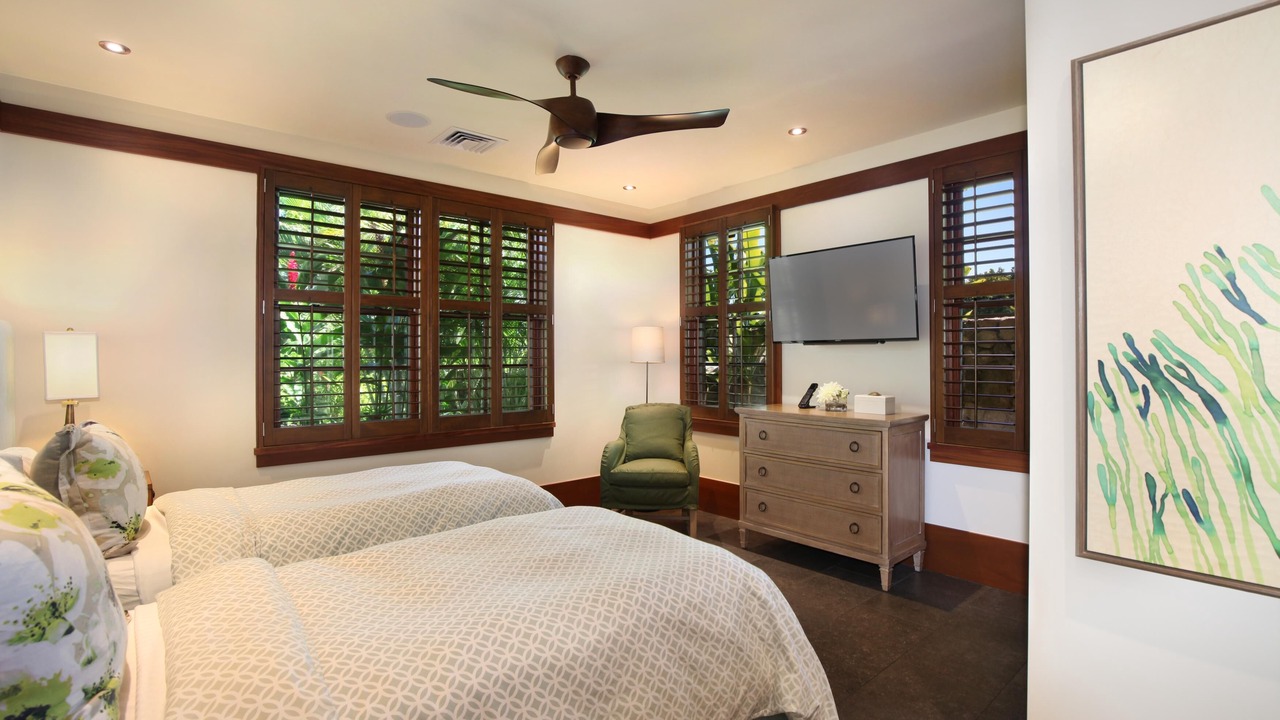 Photo of Bedroom in Poipu