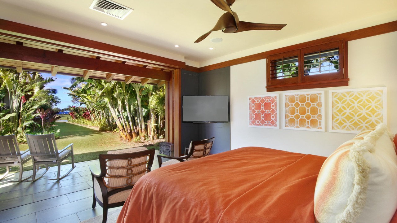 Photo of Bedroom in Poipu