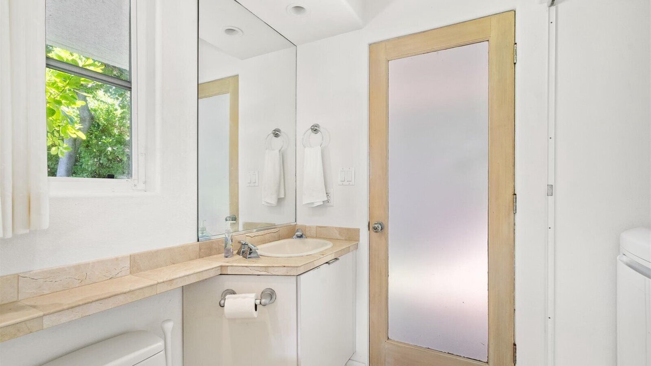 Photo of Bathroom in Honolulu
