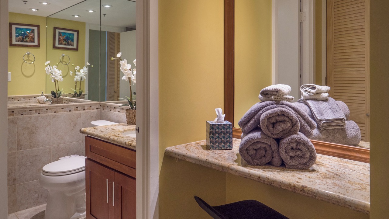 Photo of Bathroom in McCully - Moiliili