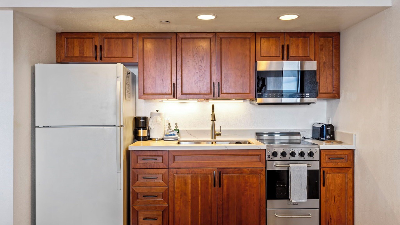 Photo of Kitchen in Kahana
