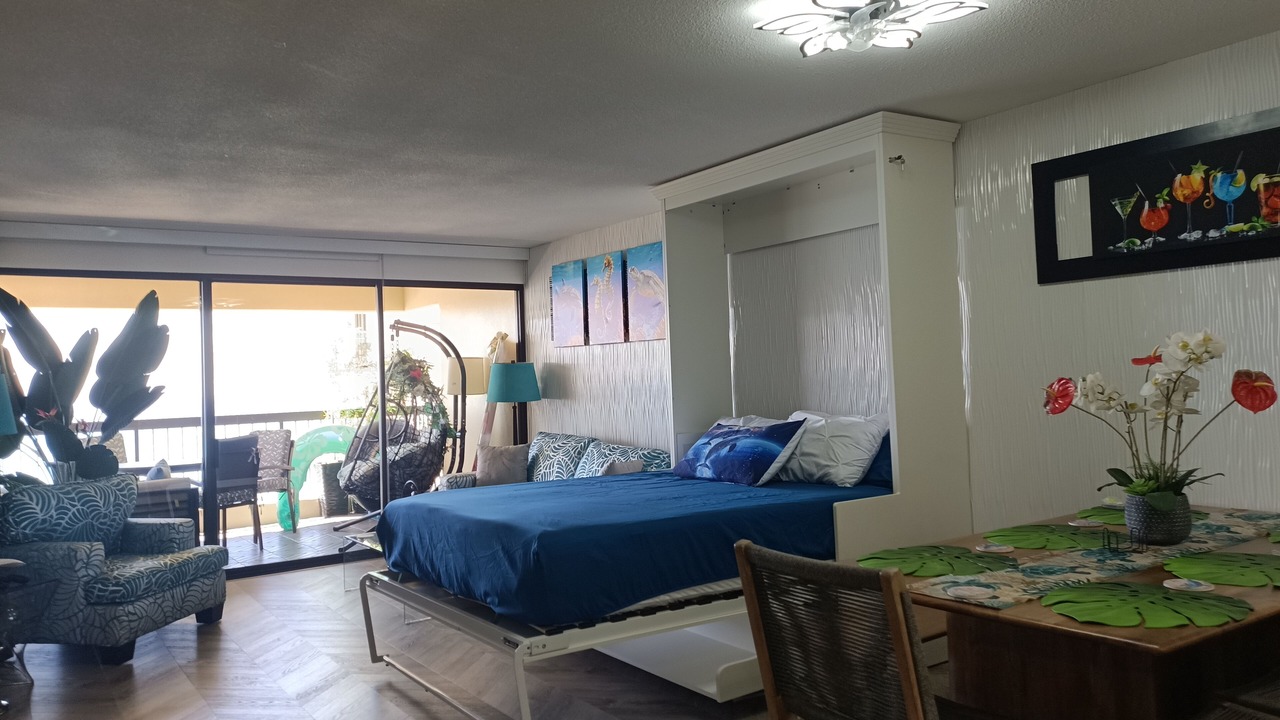 Photo of Bedroom in Diamond Head - Kapahulu - St. Louis