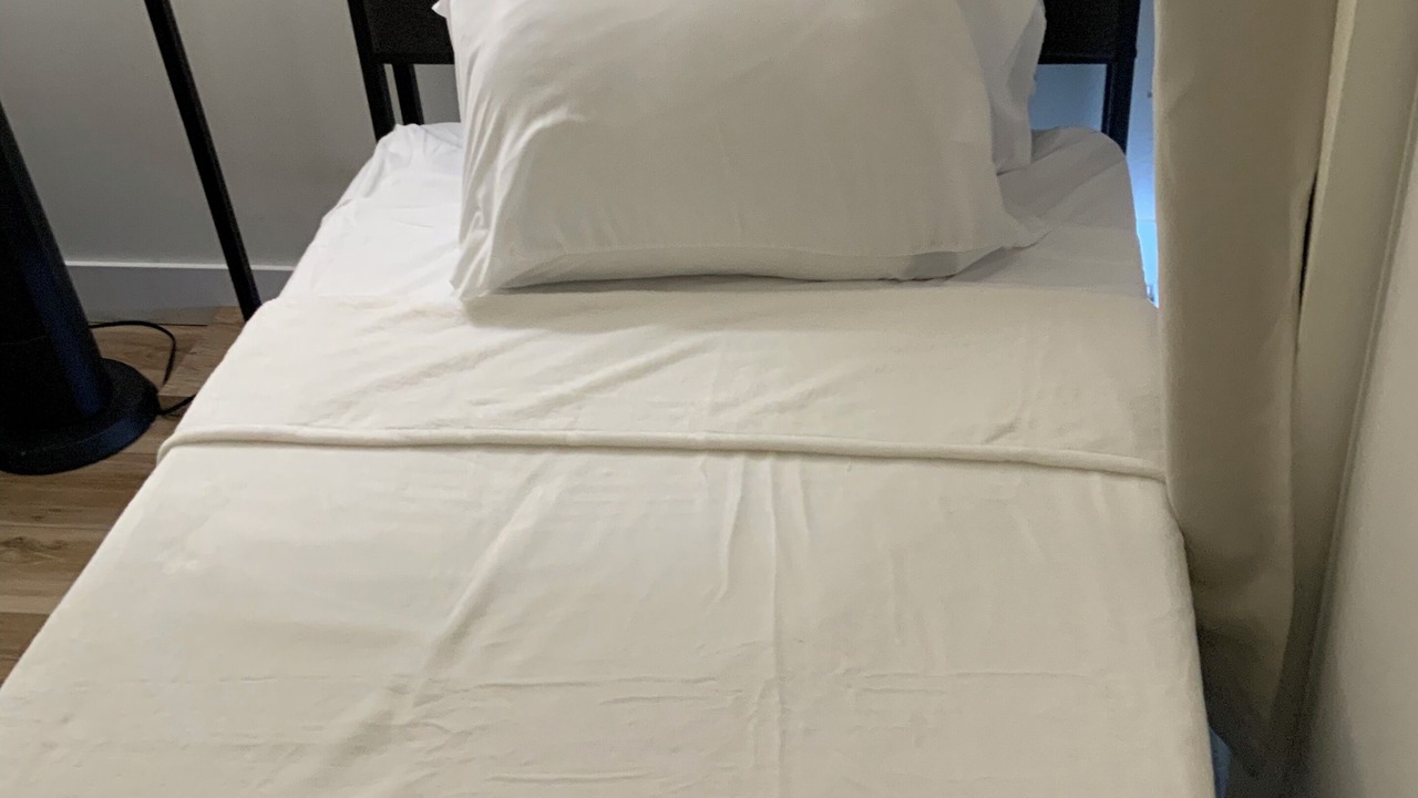 Photo of Bedroom in Western Honolulu