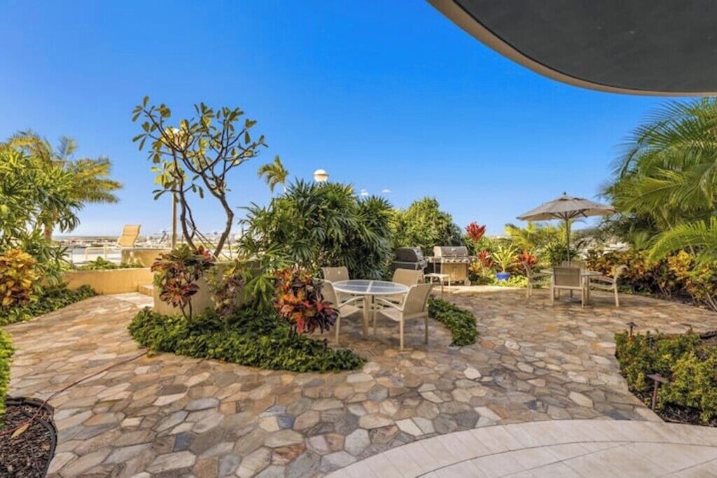 Photo of Outdoor in Downtown Honolulu