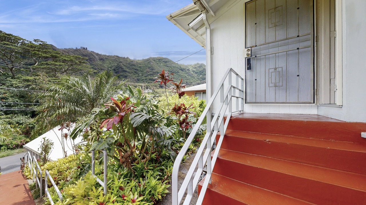 Photo of Outdoor in Kalihi Valley