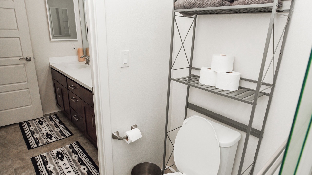 Photo of Bathroom in Ewa