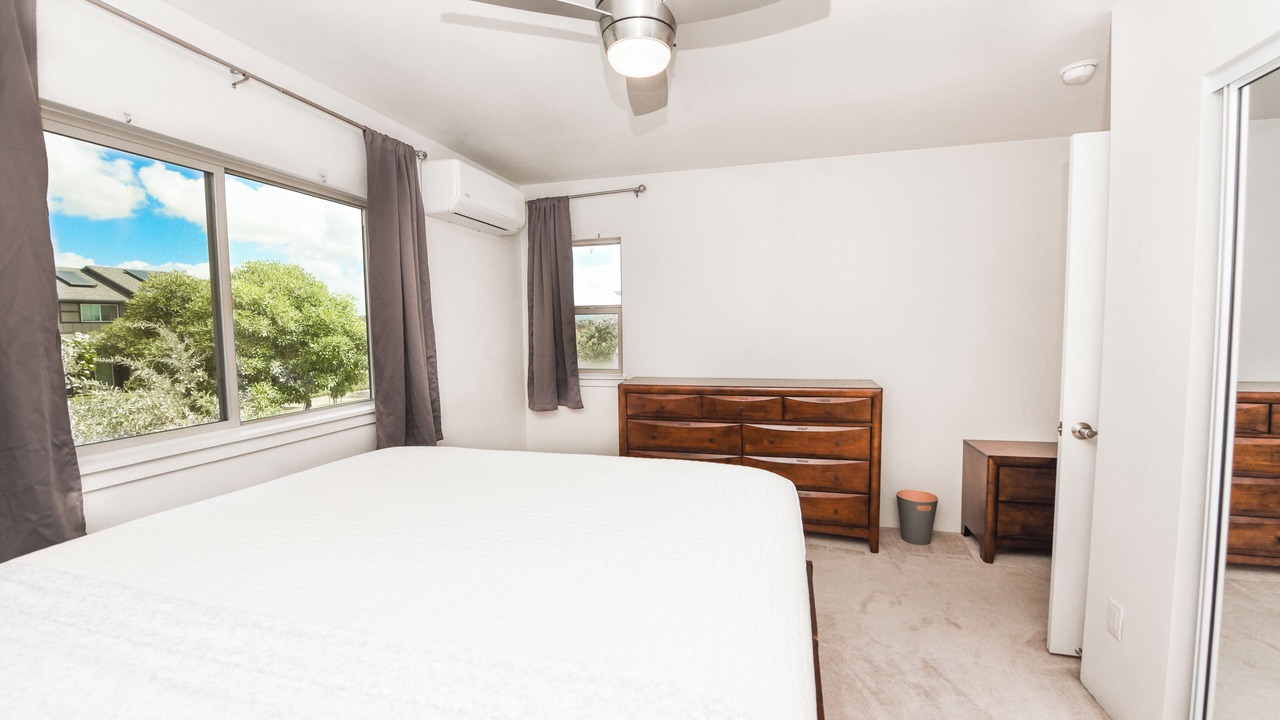 Photo of Bedroom in Ewa