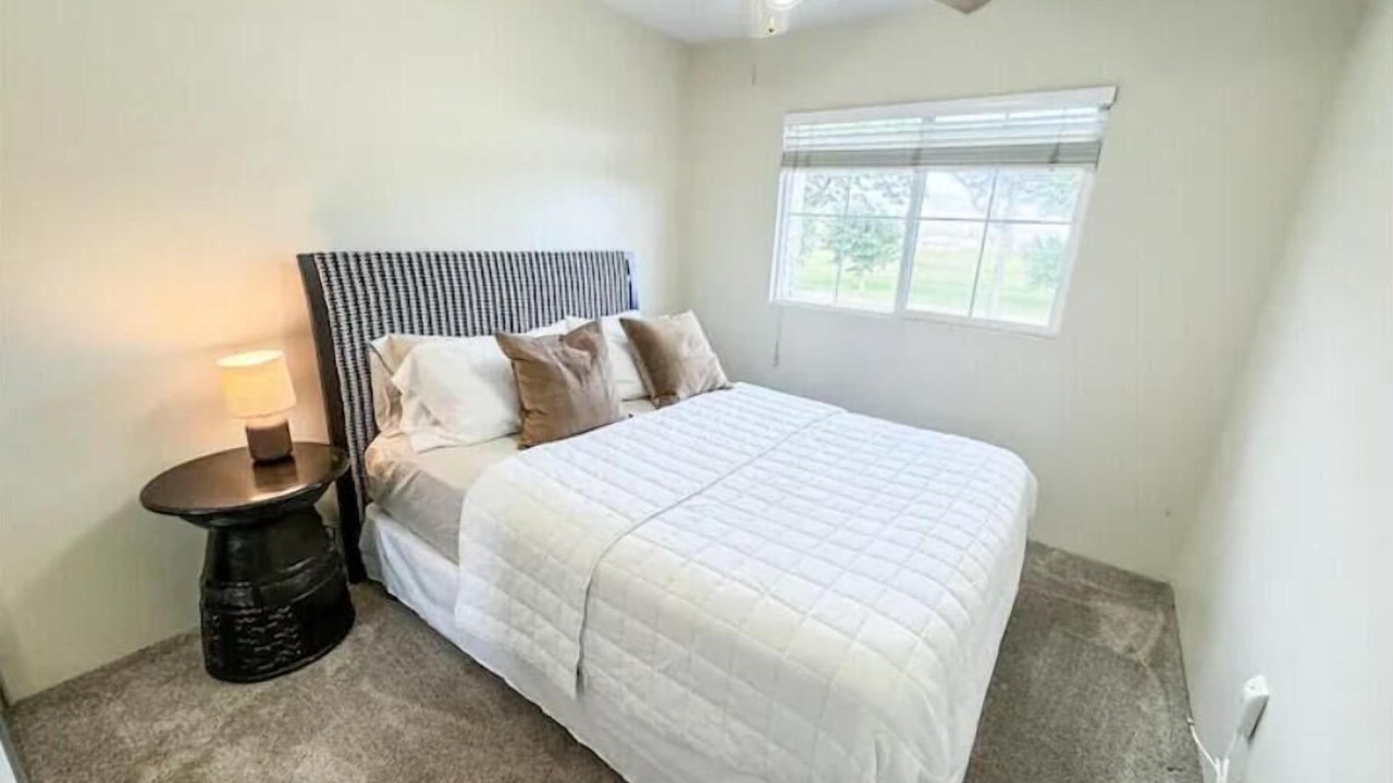 Photo of Bedroom in Ewa