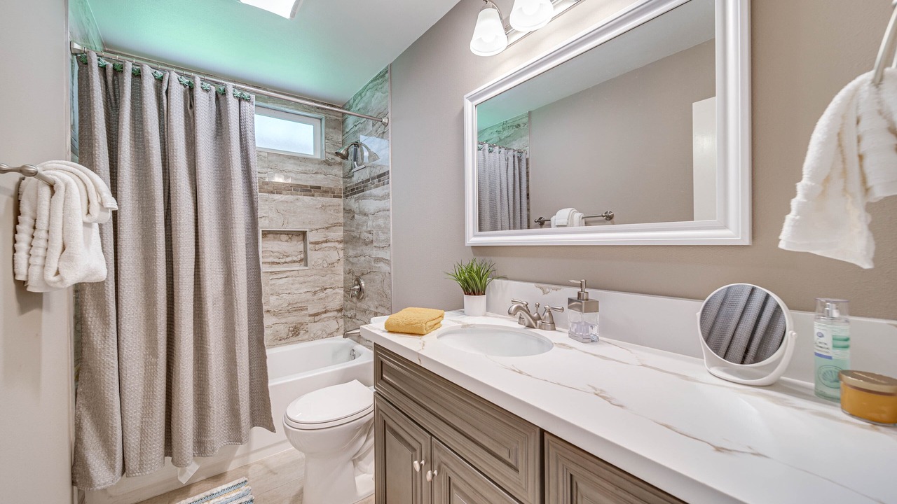 Photo of Bathroom in Kapoho