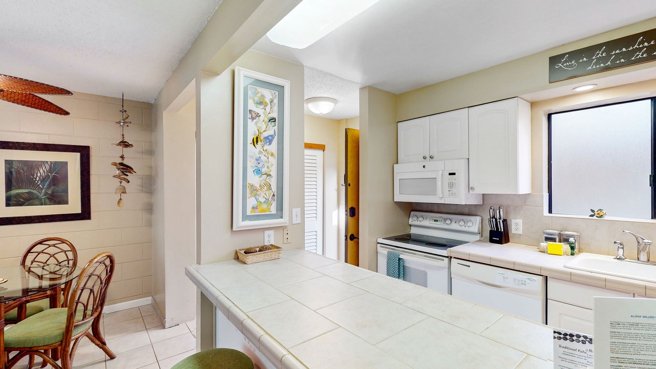 Photo of Kitchen in Maalaea