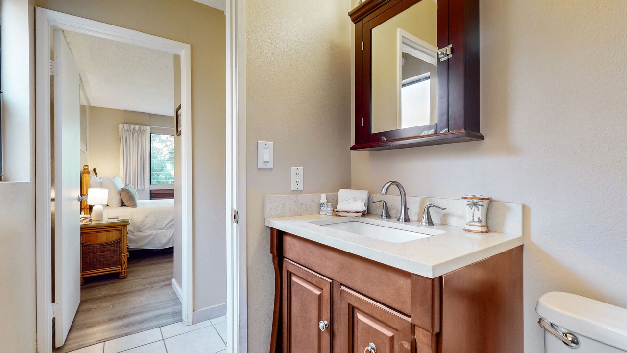 Photo of Bathroom in Maalaea