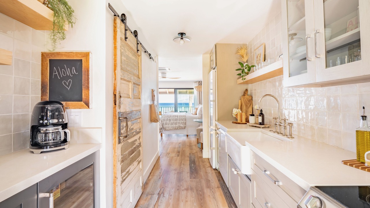 Photo of Kitchen in Kahana