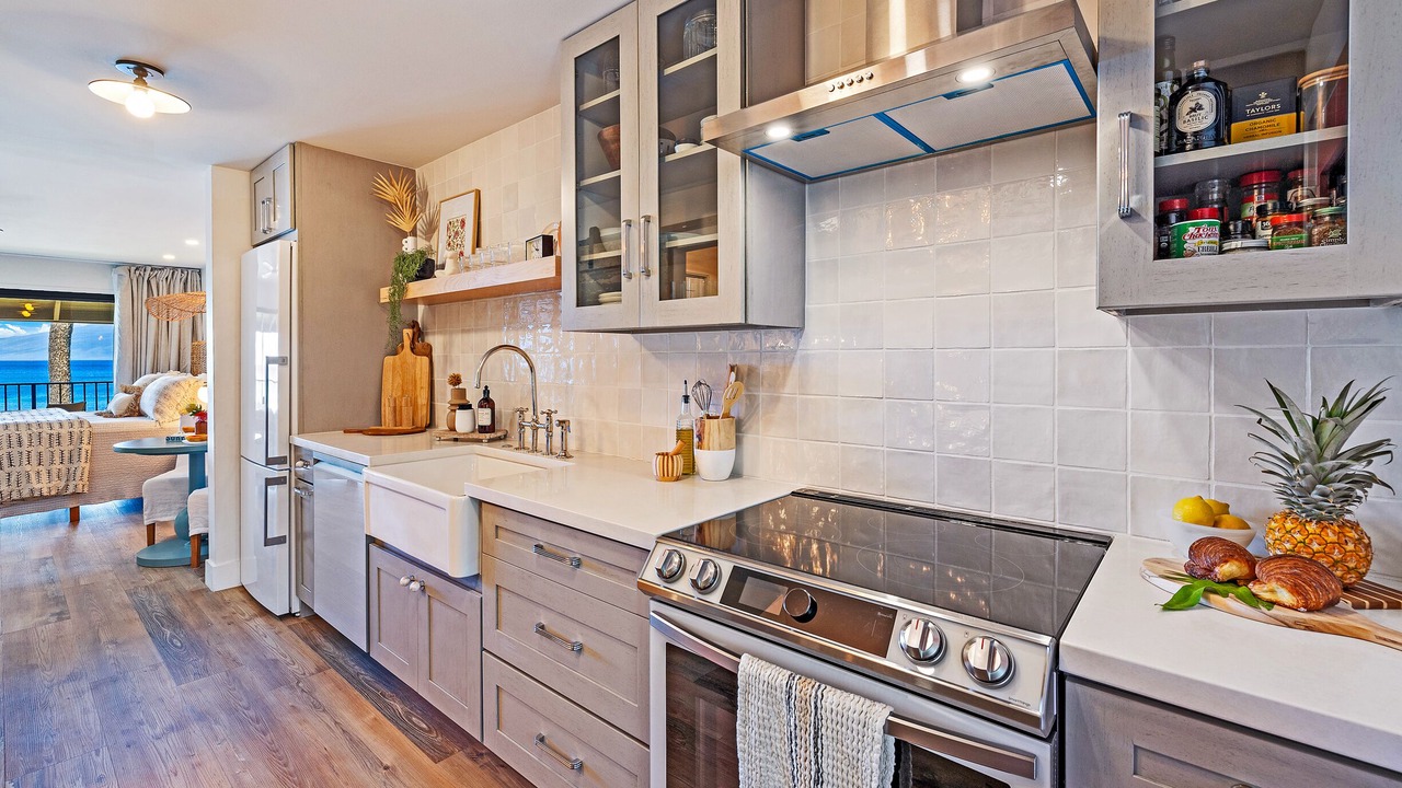 Photo of Kitchen in Kahana