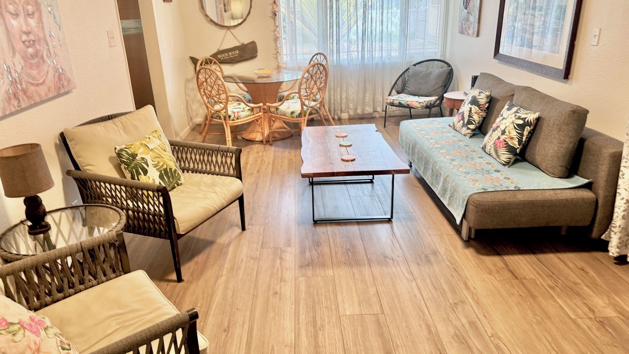 Photo of Livingroom in Ewa