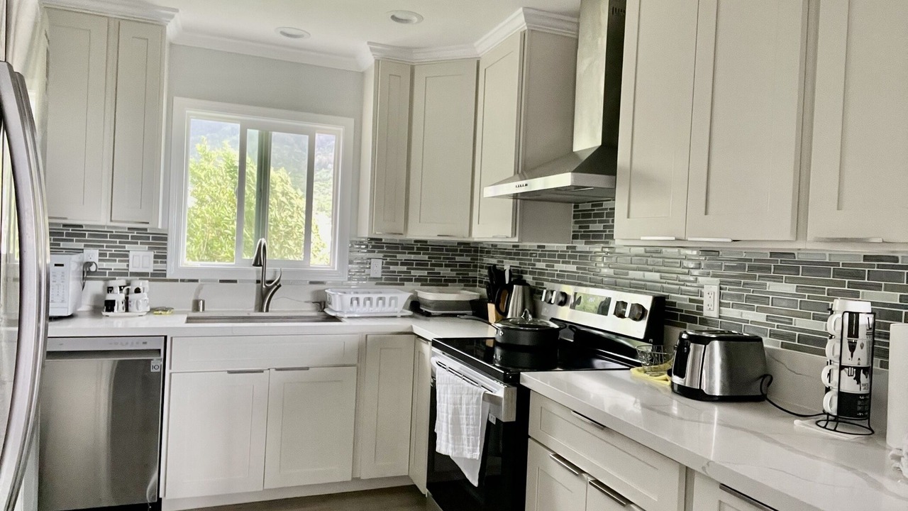 Photo of Kitchen in Eastern Honolulu