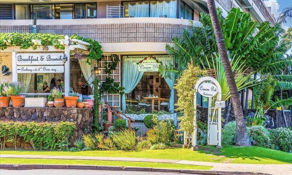 Photo of Outdoor in McCully - Moiliili