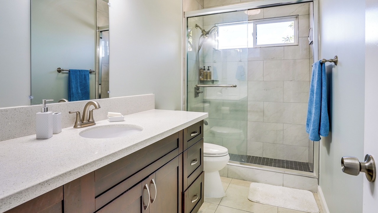 Photo of Bathroom in Ewa