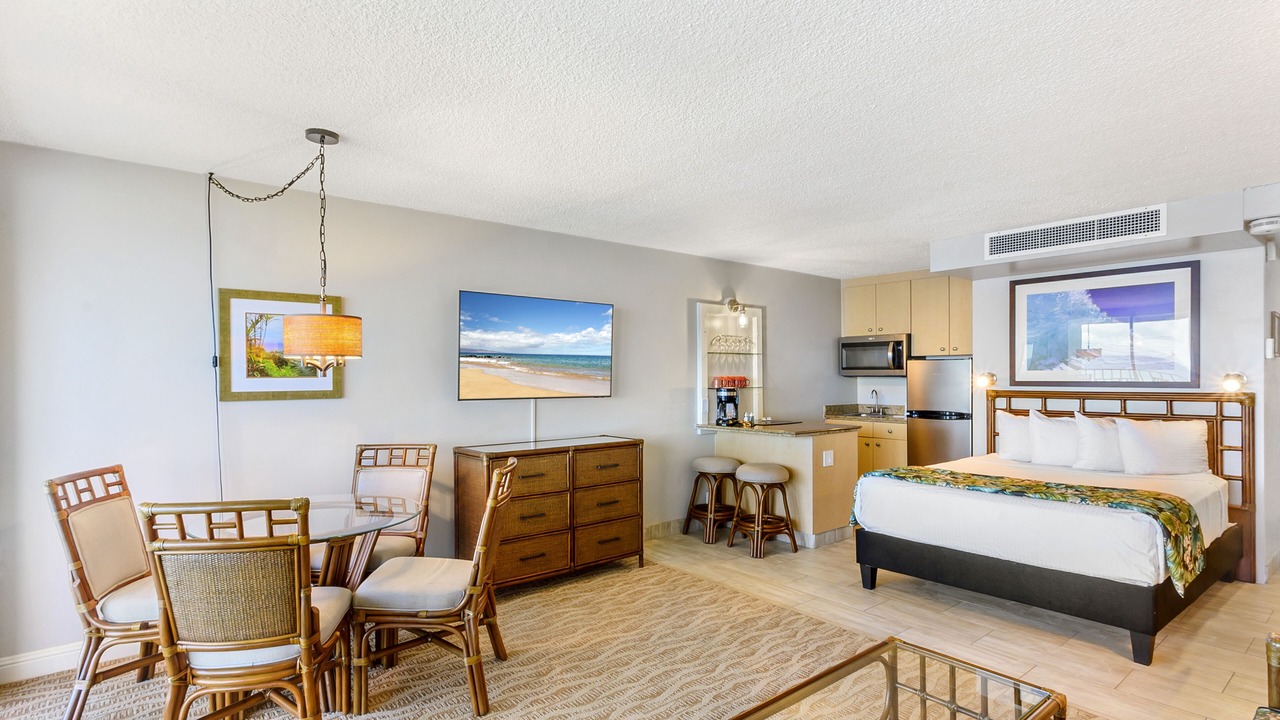 Photo of Livingroom in Kahana
