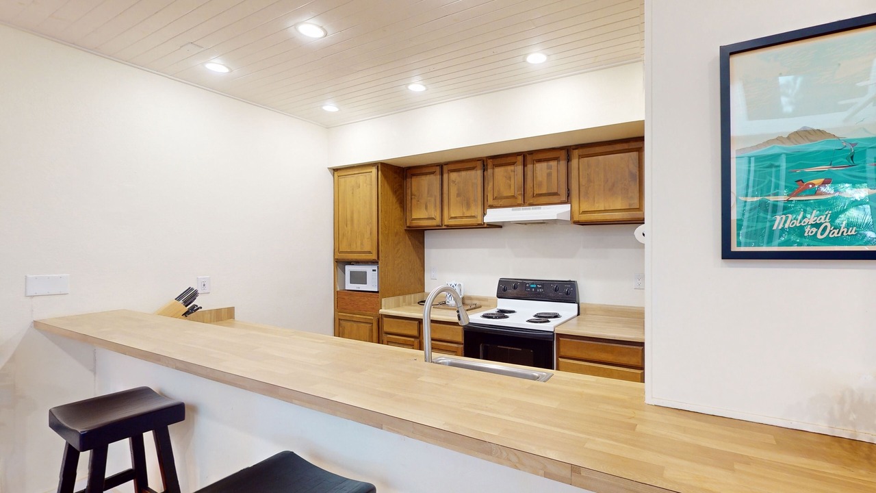 Photo of Kitchen in Maunaloa