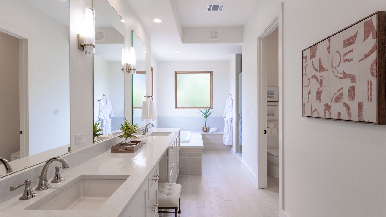 Photo of Bathroom in Lago Vista