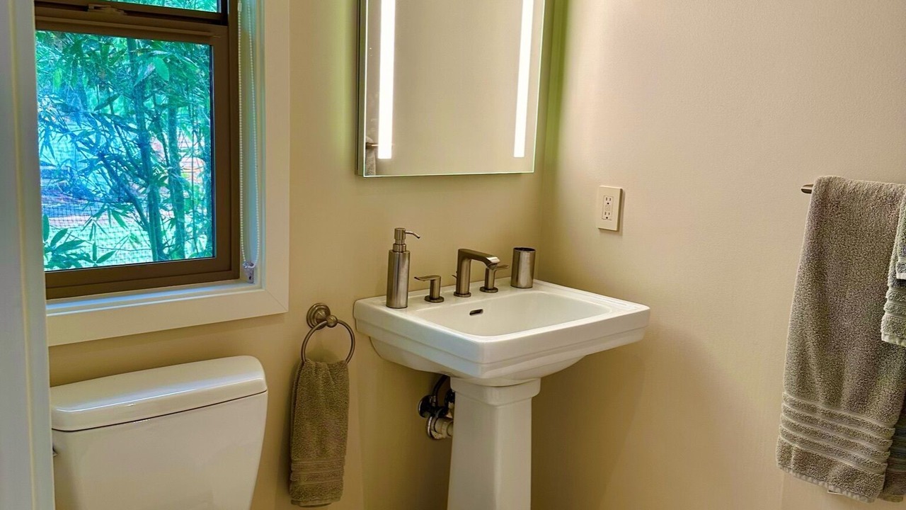 Photo of Bathroom in Kalama Tract