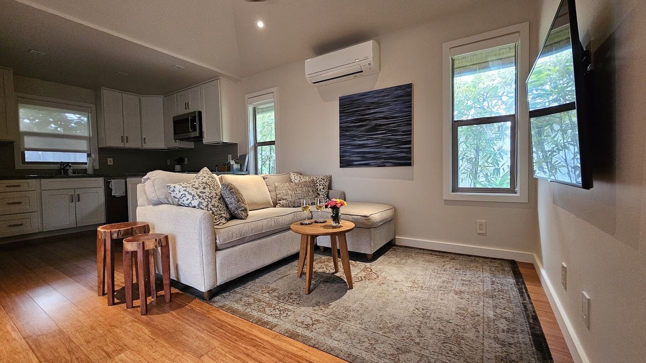 Photo of Livingroom in Kalama Tract