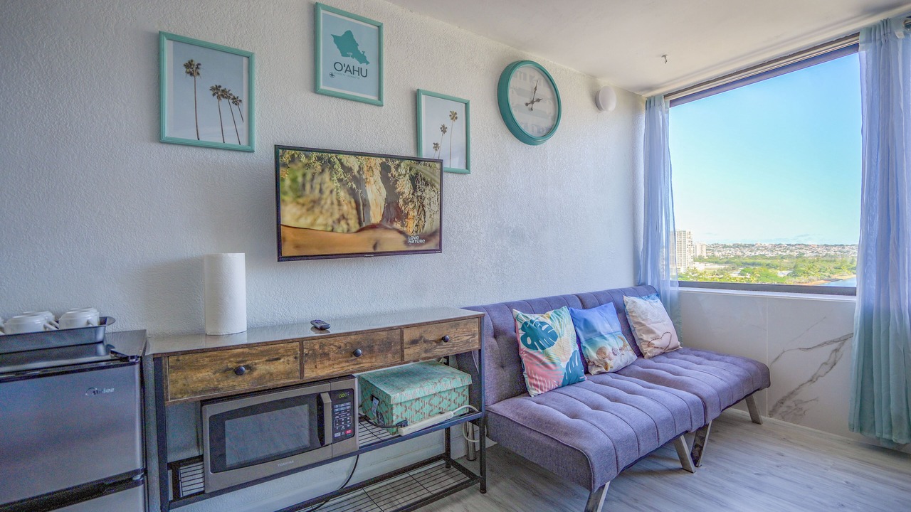 Photo of Livingroom in McCully - Moiliili