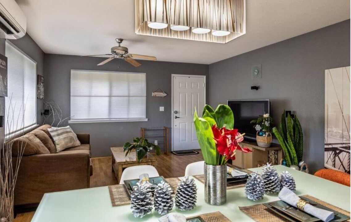 Photo of Livingroom in Village Park