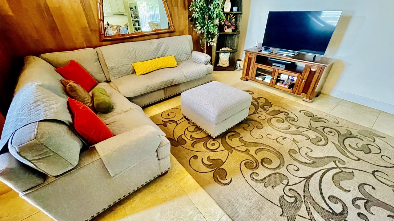 Photo of Livingroom in Keauhou