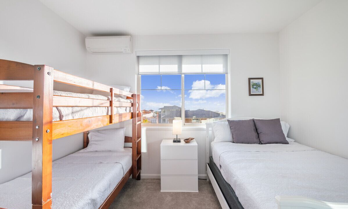 Photo of Bedroom in Makaha Valley