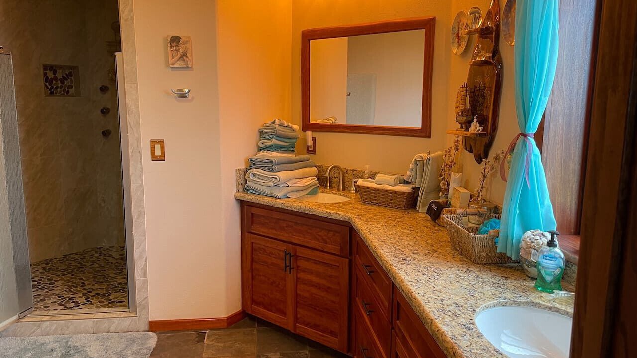 Photo of Bathroom in Wainaku