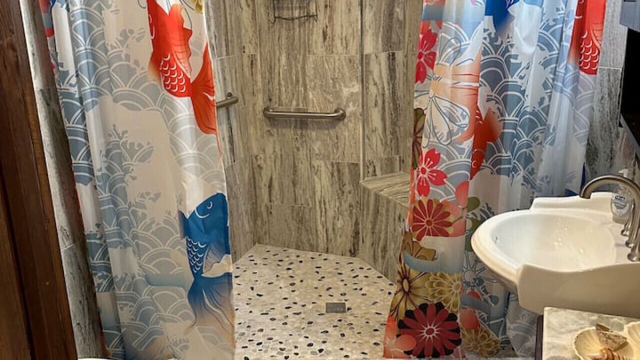 Photo of Bathroom in Wainaku