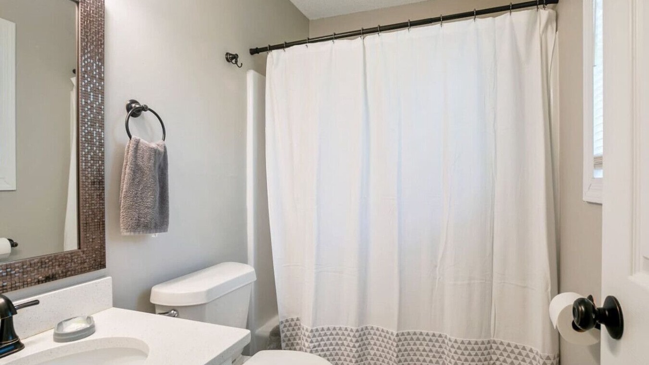Photo of Bathroom in Smyrna