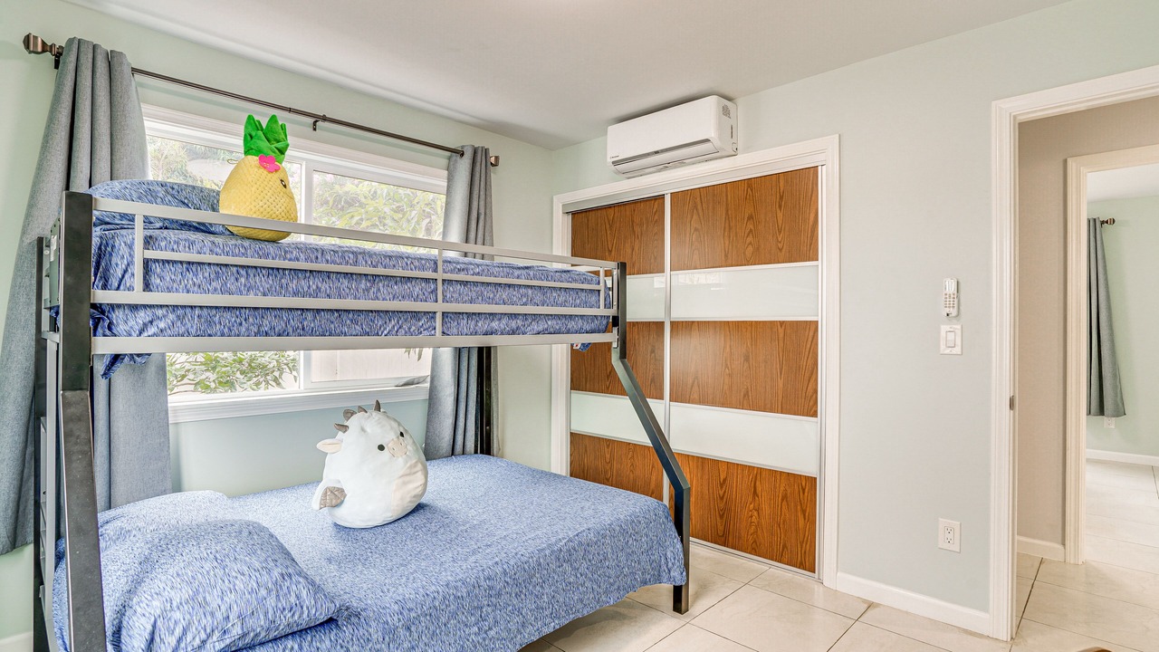 Photo of Bedroom in Ewa