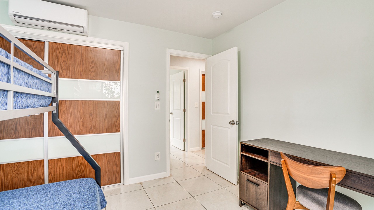 Photo of Bedroom in Ewa