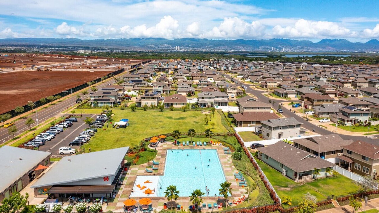 Photo of Others in Ewa