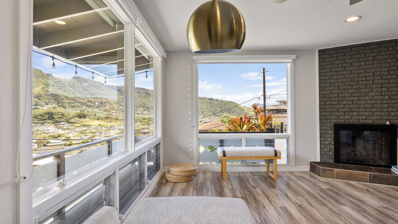 Photo of Livingroom in Manoa