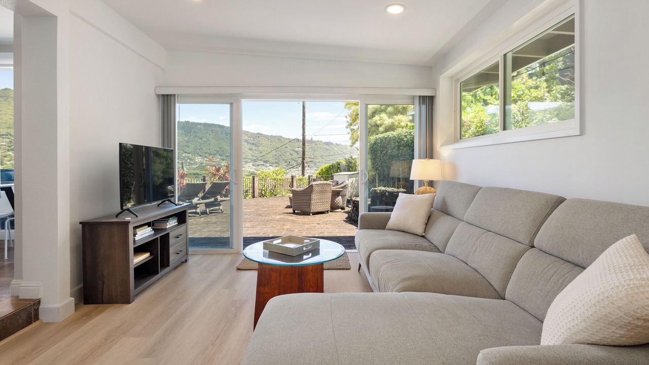 Photo of Livingroom in Manoa
