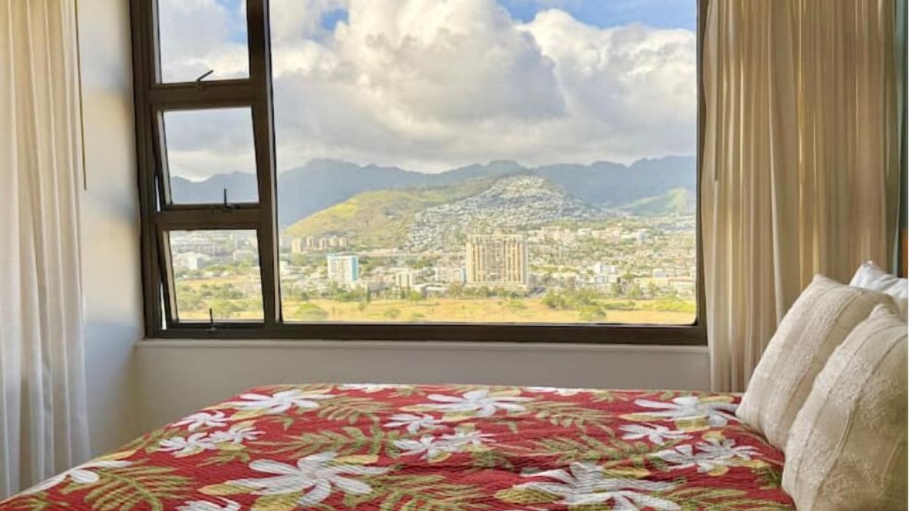Photo of Bedroom in Waikiki
