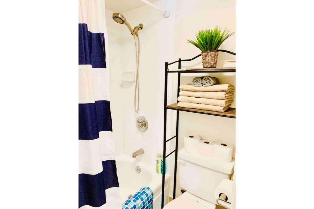 Photo of Bathroom in Waikiki