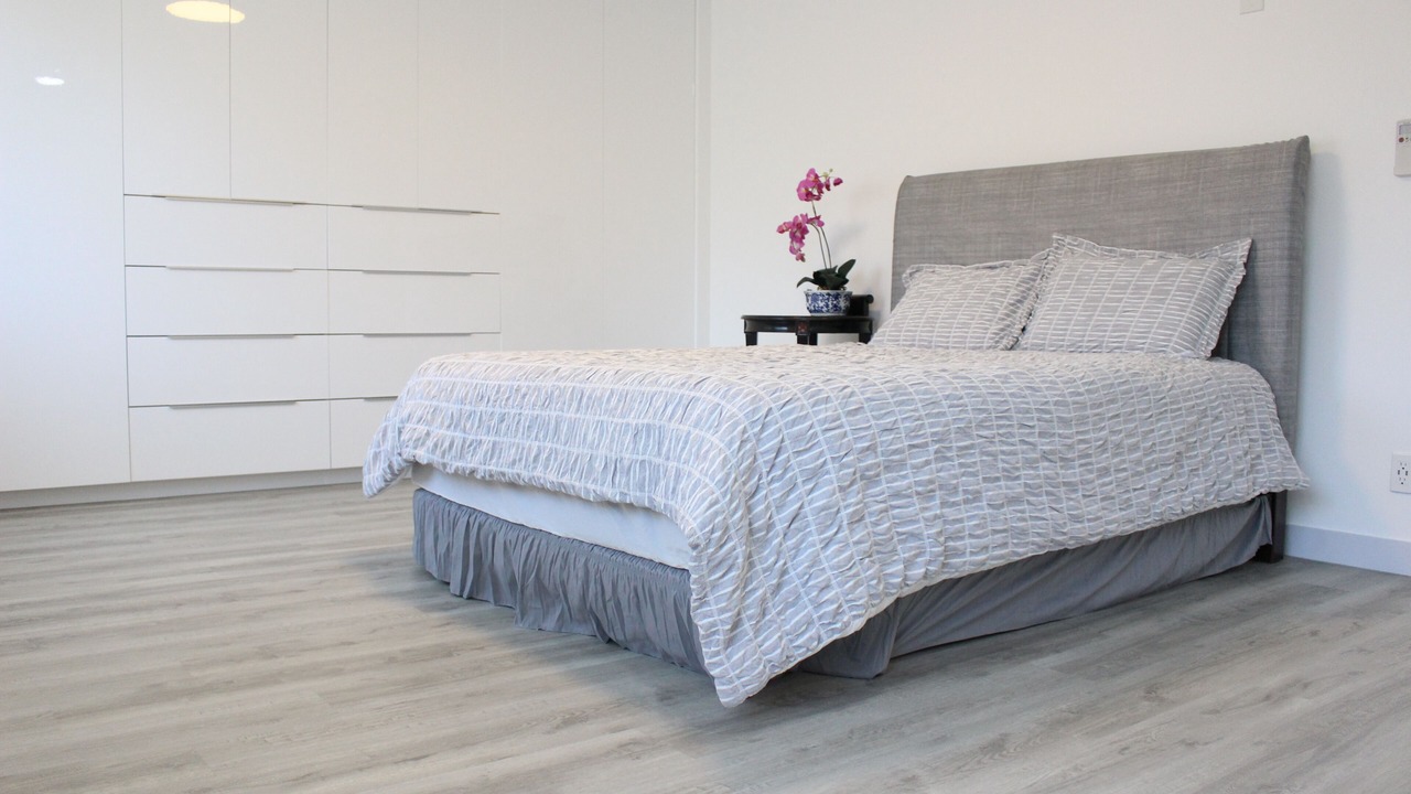 Photo of Bedroom in Portlock
