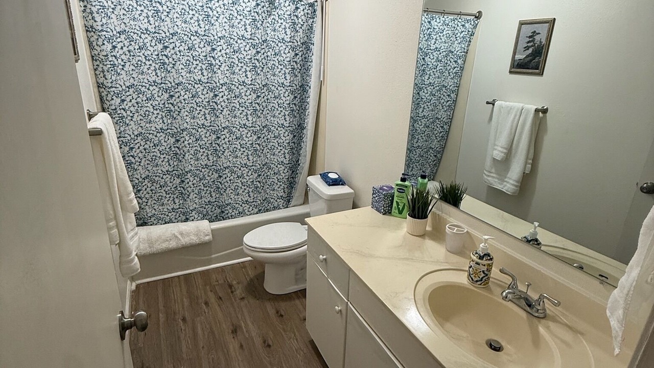 Photo of Bathroom in Waianae