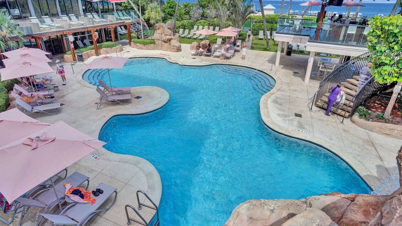 Photo of Outdoor in Mid Beach