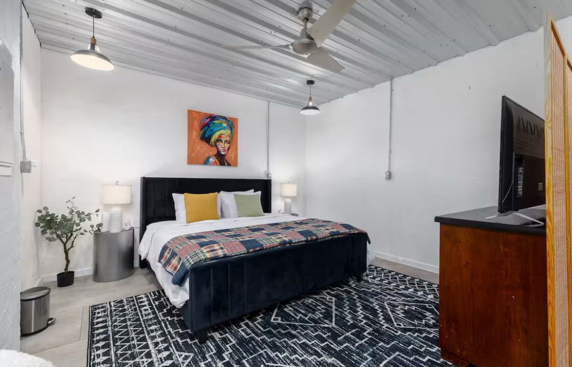 Photo of Bedroom in Canyon Lake