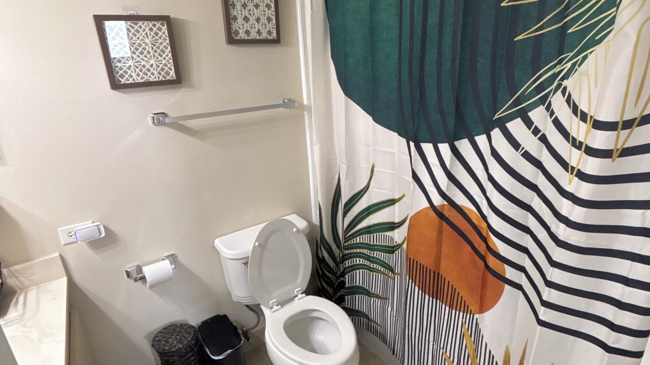 Photo of Bathroom in McCully - Moiliili