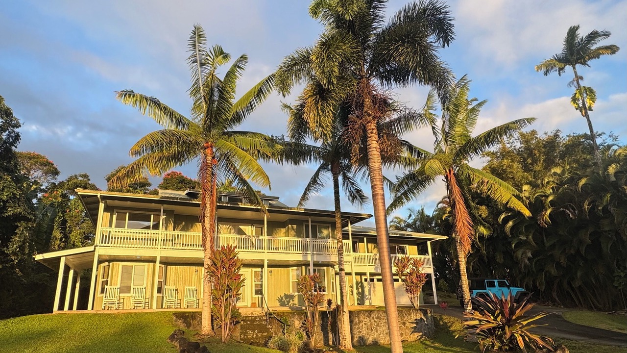 Photo of Others in Hakalau