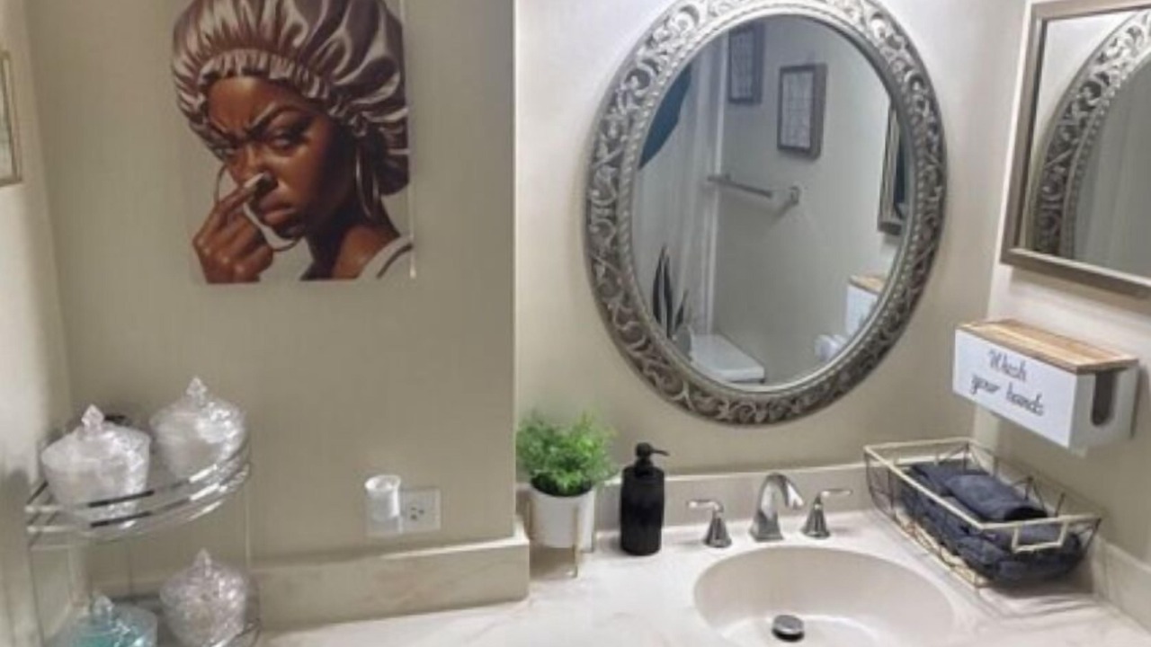 Photo of Bathroom in McCully - Moiliili