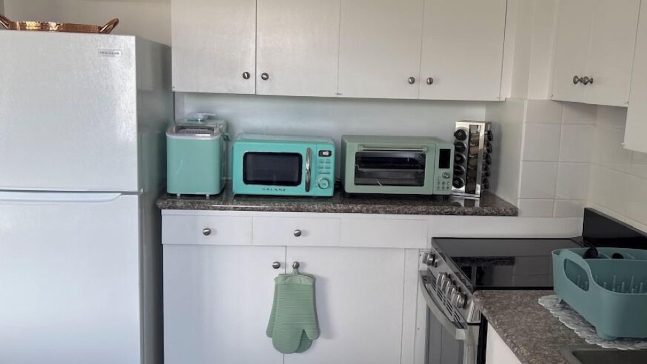 Photo of Kitchen in McCully - Moiliili
