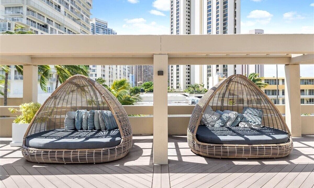 Photo of Patio Balcony in Ala Moana