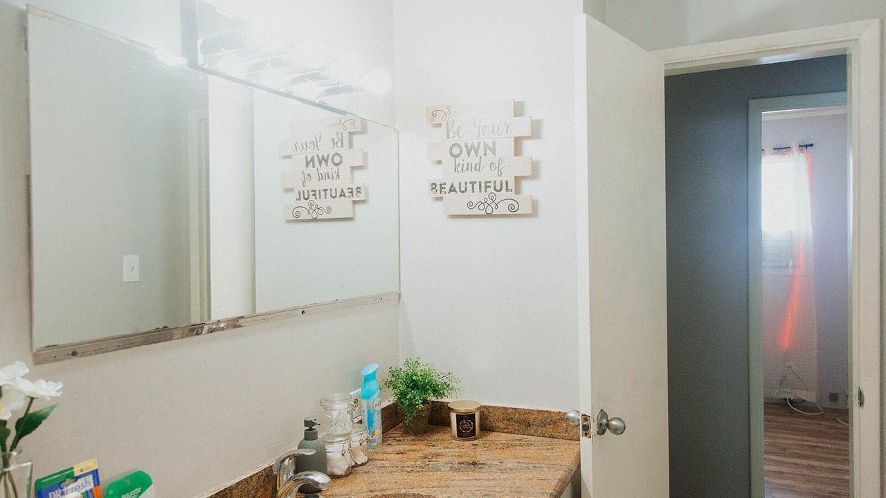 Photo of Bathroom in Waimalu